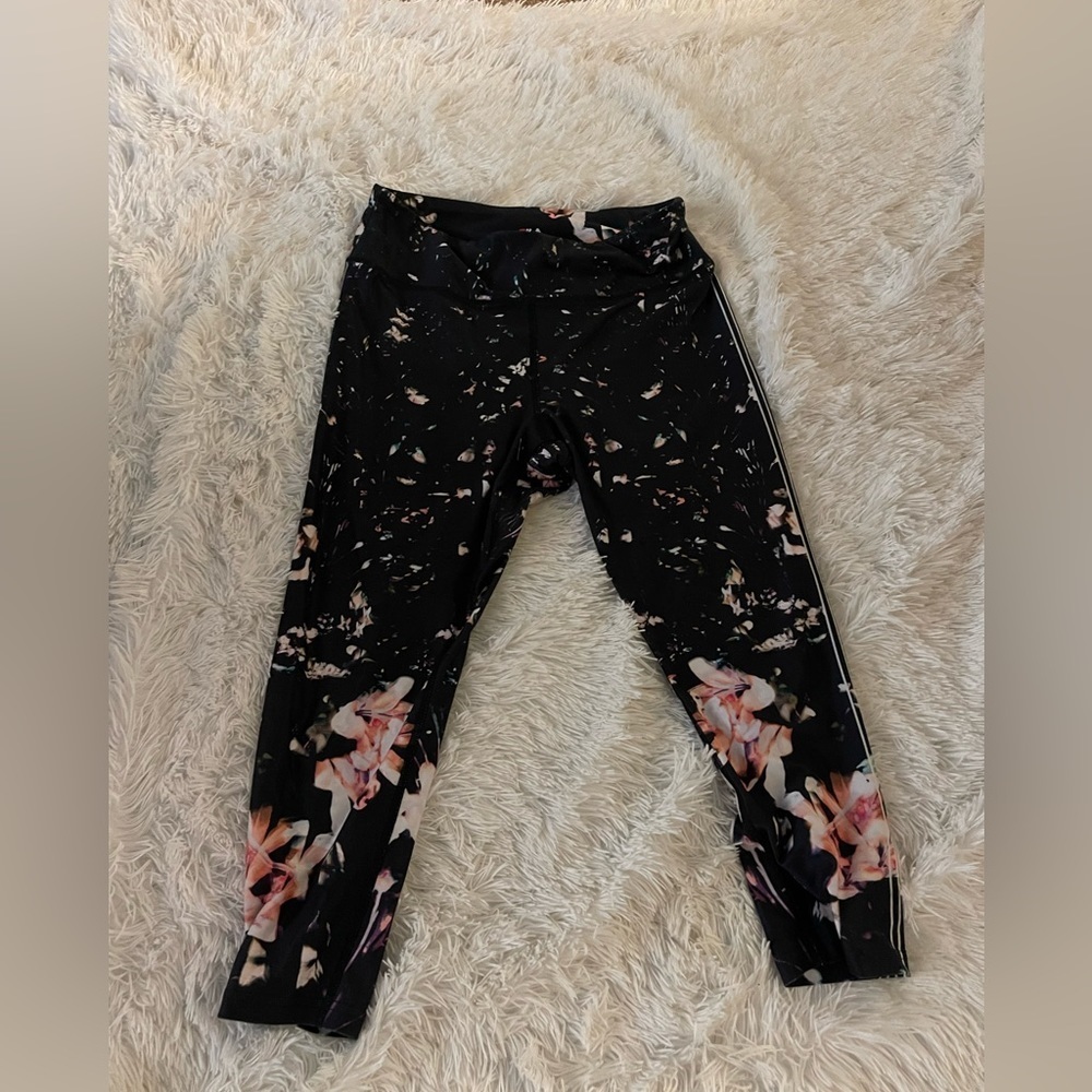 Fils leggings size large women’s. Perfect condition